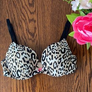 34c Victoria’s Secret pink campus push up bra